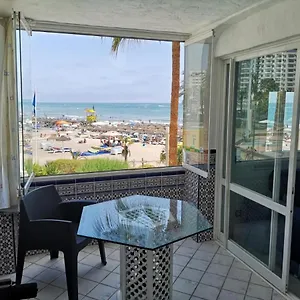  Apartamento Beachfront Puerto Marina Sunrise España